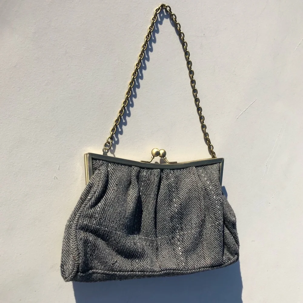 Vintage chainlink shoulder